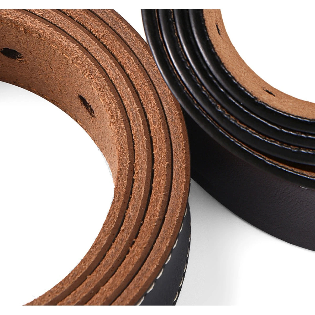 Edge and stitching detail of the Vanefield leather belt