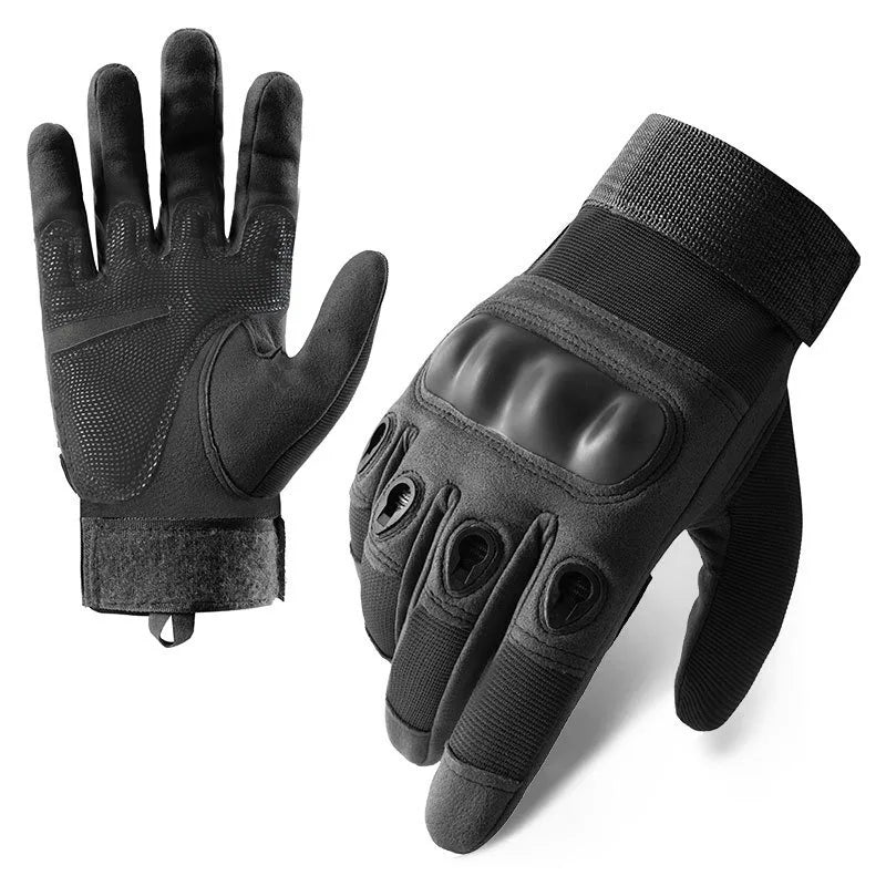 Vanefield combat gloves in black, showing the touchscreen fingertips