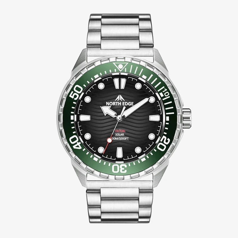 Vanefield Quartzo 300 in green with the steel bracelet, front view
