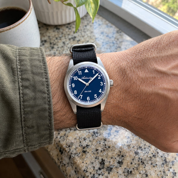 Vanefield Field Watch 38 Mariner on wrist