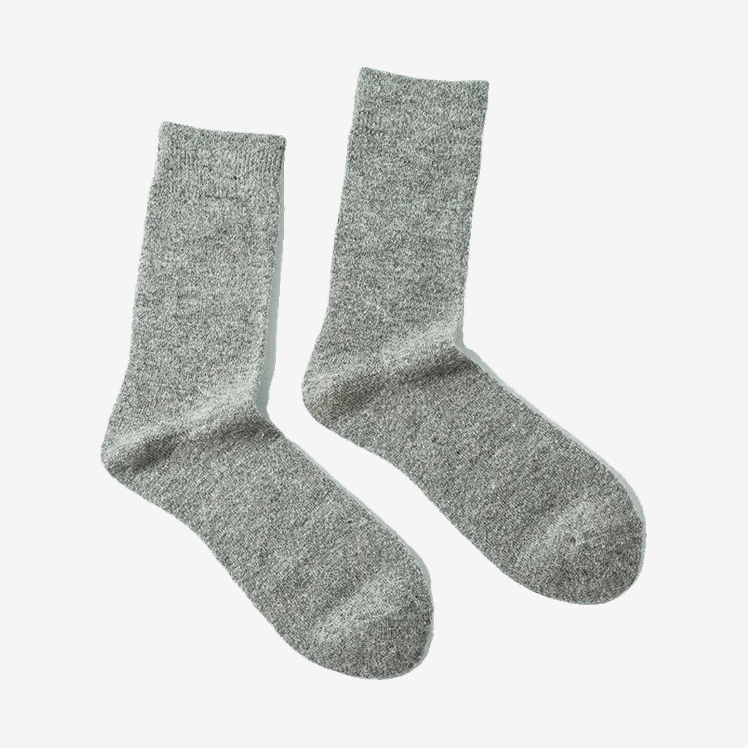 Vanefield knitted merino wool socks in gray, pair standing