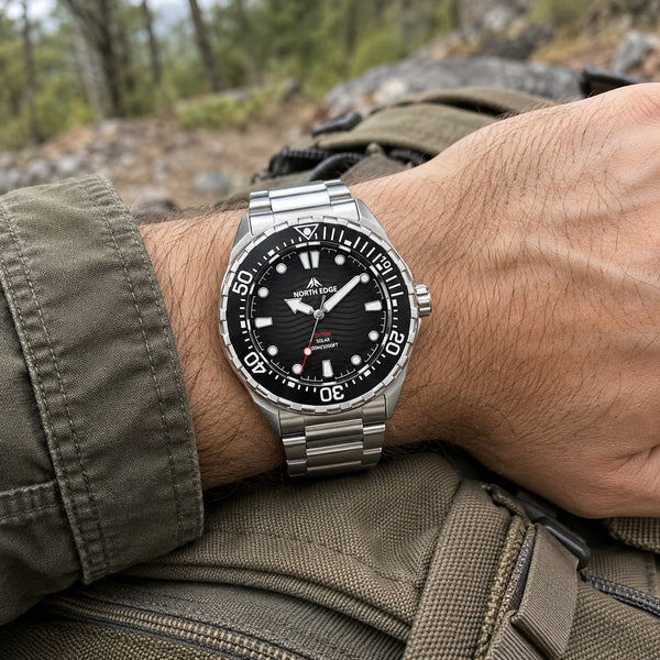 Vanefield Quartzo 300 Black (Steel) on wrist