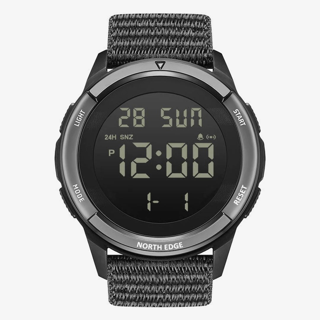 Vanefield Watch 45 in black, front view