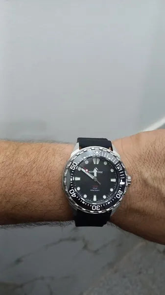 Vanefield Quartzo 300 worn by a customer