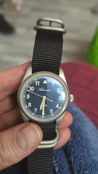 Vanefield Field Watch 38 worn by a customer