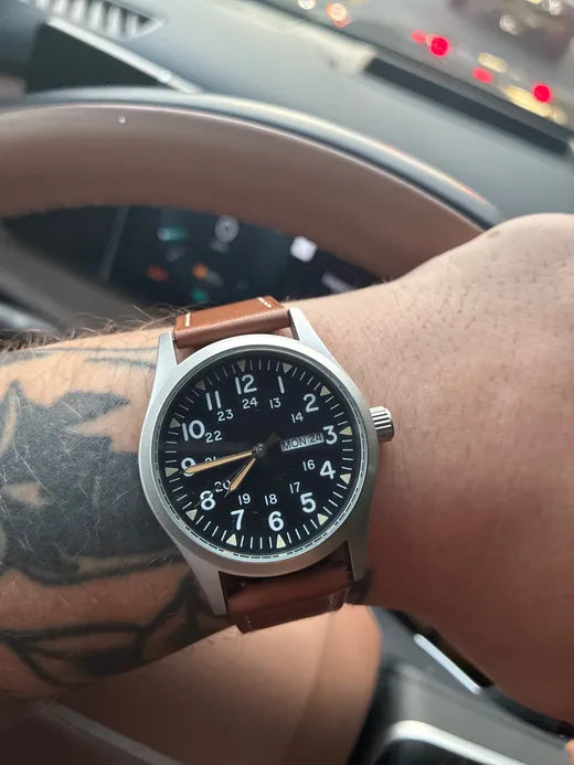 Vanefield Watch 4.1 worn by a customer