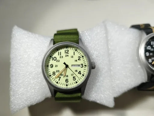 Vanefield Watch 4.1 worn by a verified reviewer
