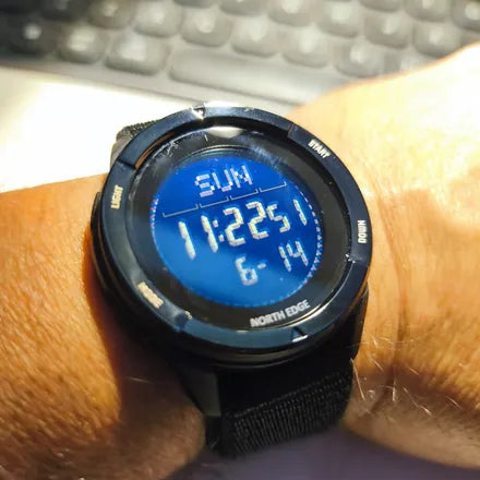 Vanefield Watch 45 worn by a customer