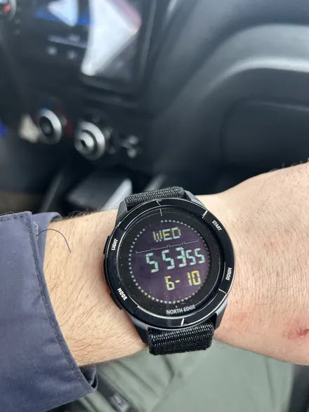 Vanefield Watch 45 worn by a customer