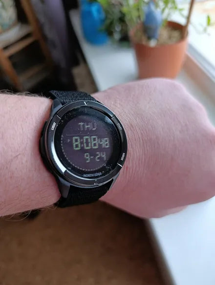 Vanefield Watch 45 worn by a customer