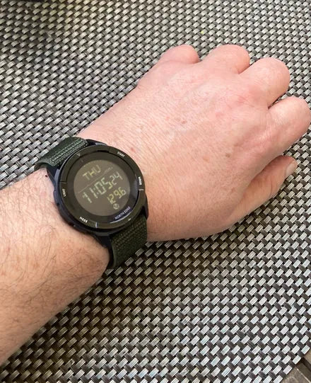 Vanefield Watch 45 worn by a customer