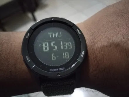 Vanefield Watch 45 worn by a customer