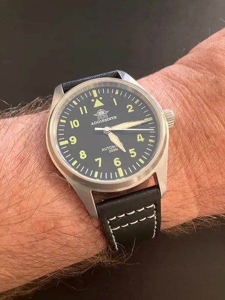 Vanefield Automatic 200M worn by a customer