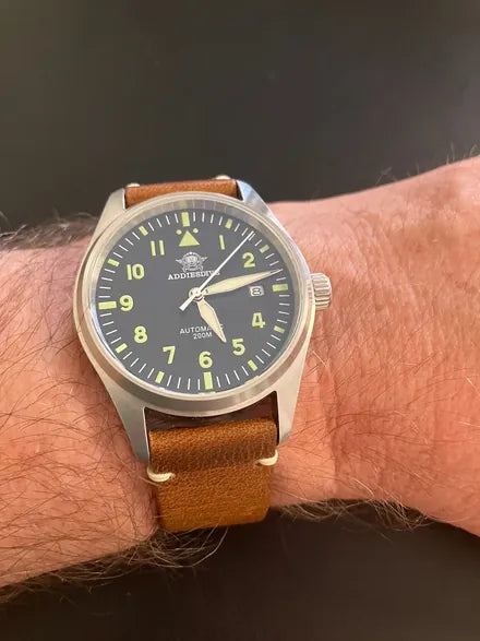 Vanefield Automatic 200M worn by a customer