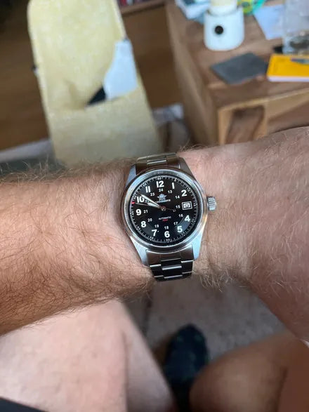Vanefield Automatic 200M worn by a customer