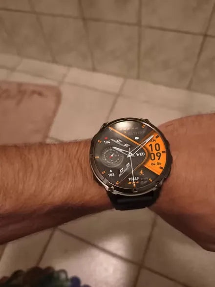 Vanefield Titan Pro worn by a customer