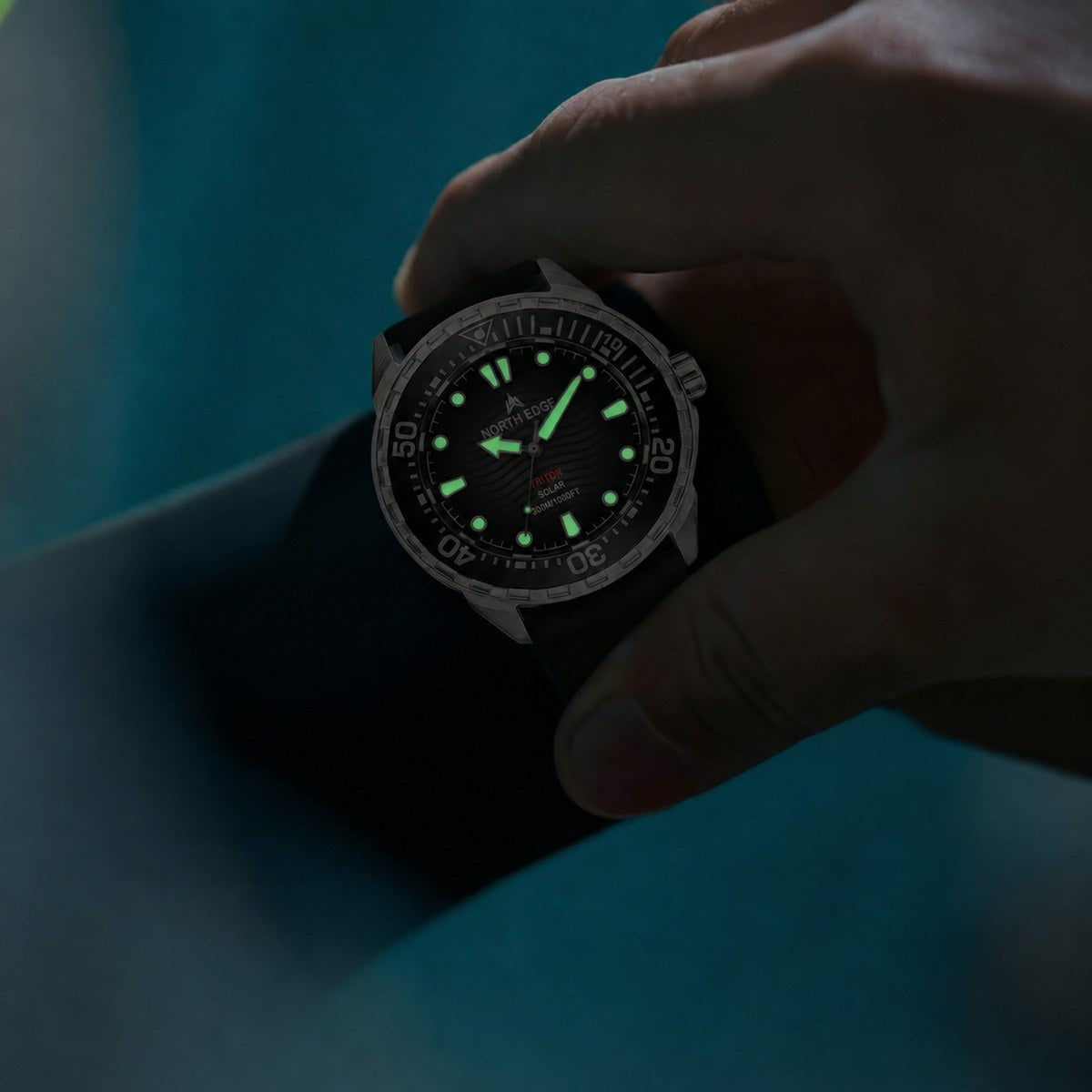LUMINOUS HANDS + BACKLIGHT SYSTEM